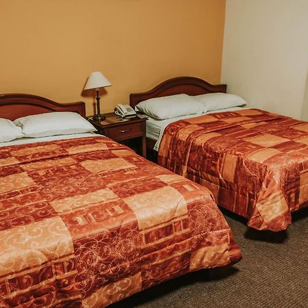 Hotel Sierra Dorada Аякучо Екстериор снимка