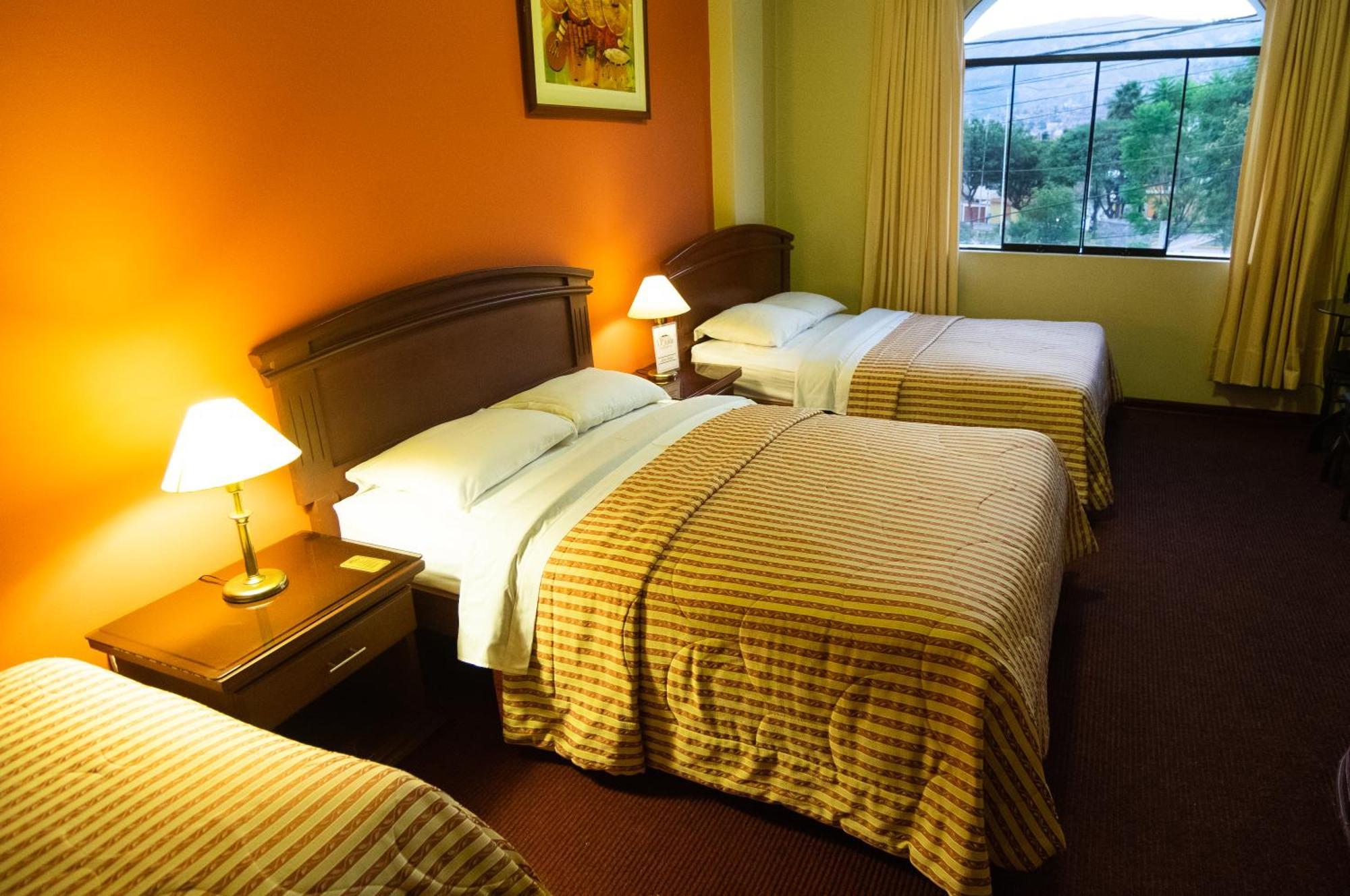 Hotel Sierra Dorada Аякучо Екстериор снимка